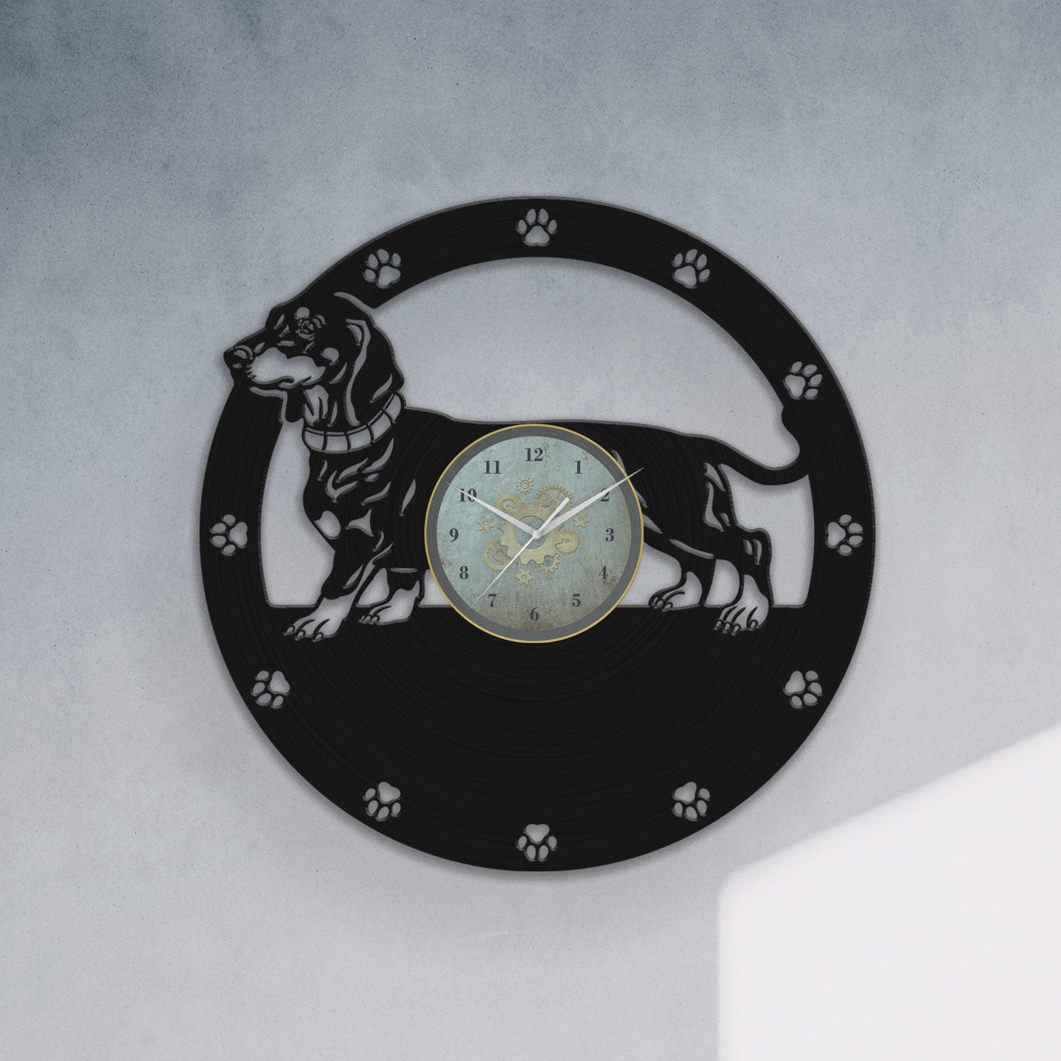 DACHSHUND DOG PORTRAIT - Vinyl Record Wall Clock