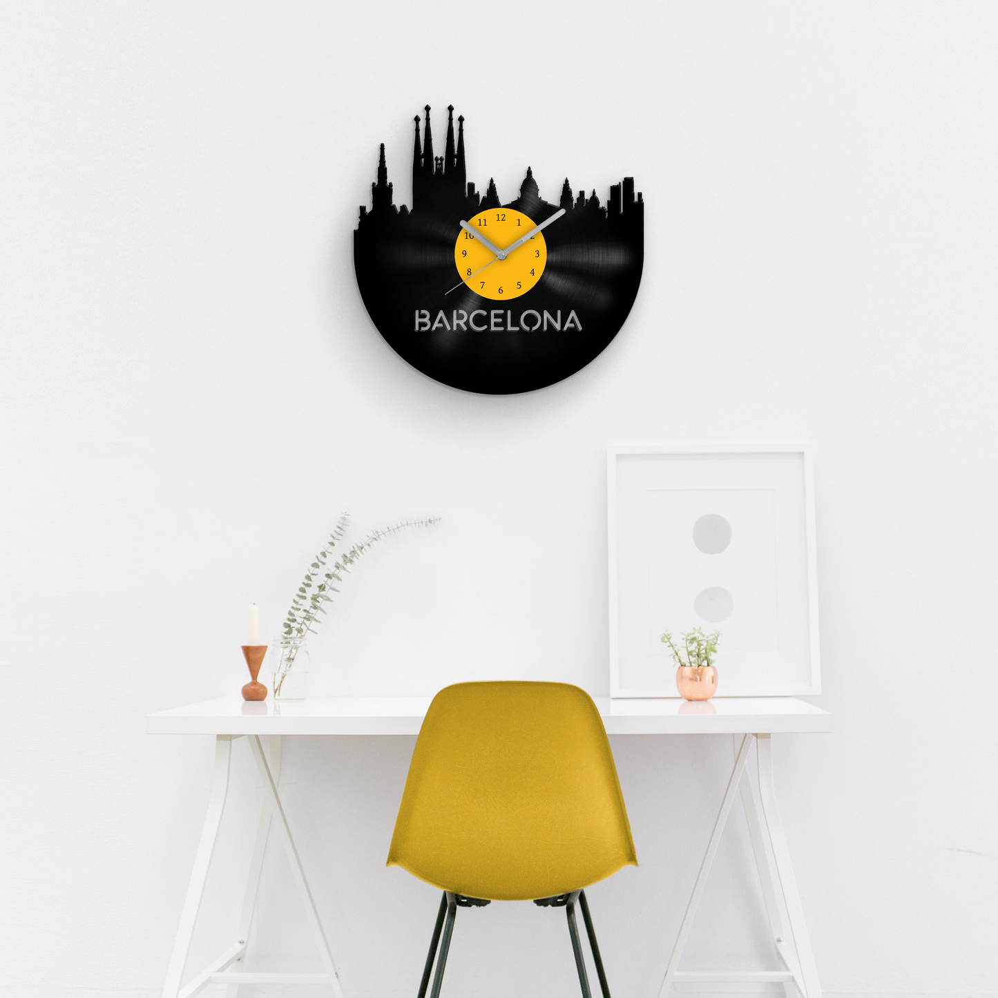 BARCELONA - Vinyl Record Clock