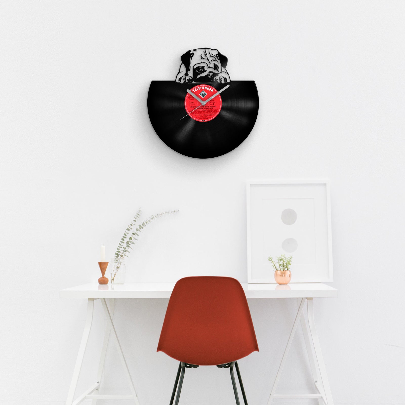 FUNNY PUG PORTRAIT - Vinyl Record Wall Clock