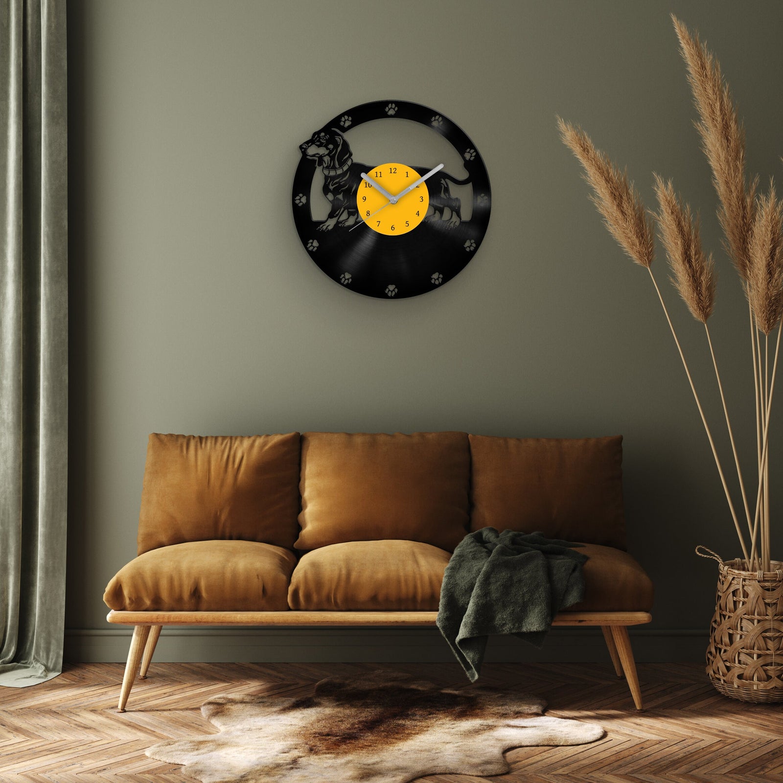 DACHSHUND DOG PORTRAIT - Vinyl Record Wall Clock