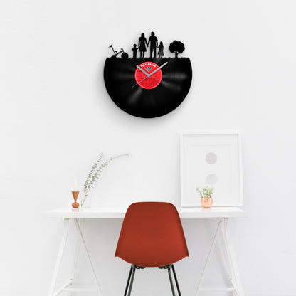 FAMILY PORTRAIT SILHOUETTE - Vinyl Record Clock