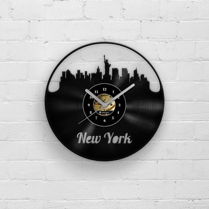 NEW YORK CITY SKYLINE SILHOUETTE - Vinyl Clock