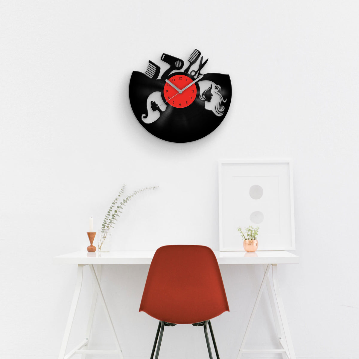 HAIR SALON DECORATION - HAIRDRESSER - Vinyl Record Clock